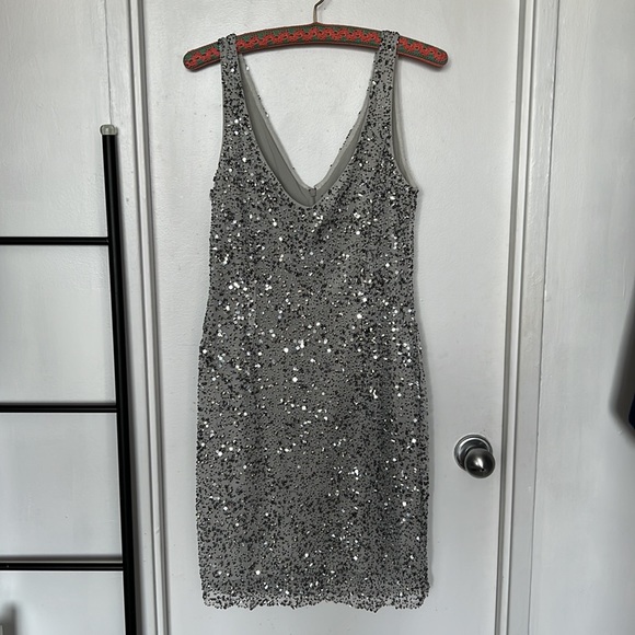 French Connection Silver Sequin Dress UK14 - Picture 3 of 5